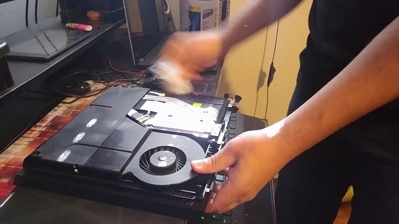 how to clean your ps4