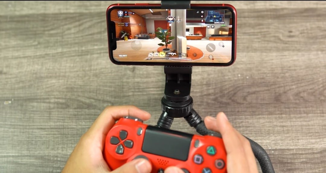 How to Pair &  Connect PS4 Controller to iPhone and iPad Wirelessly