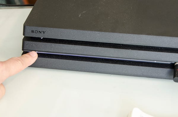 How to turn off any PS4 model without a controller ...