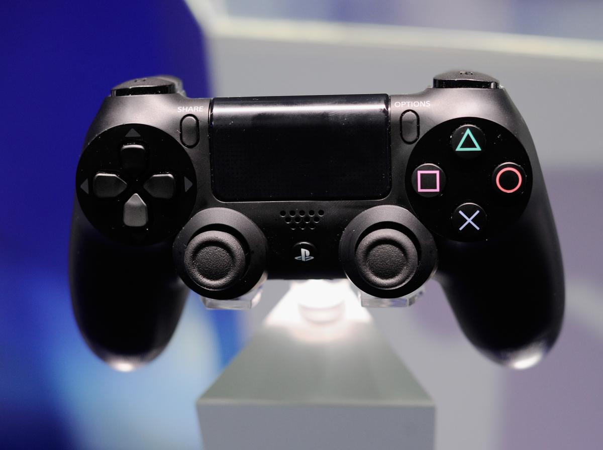 How To Use A PS4 Controller With Your iPhone