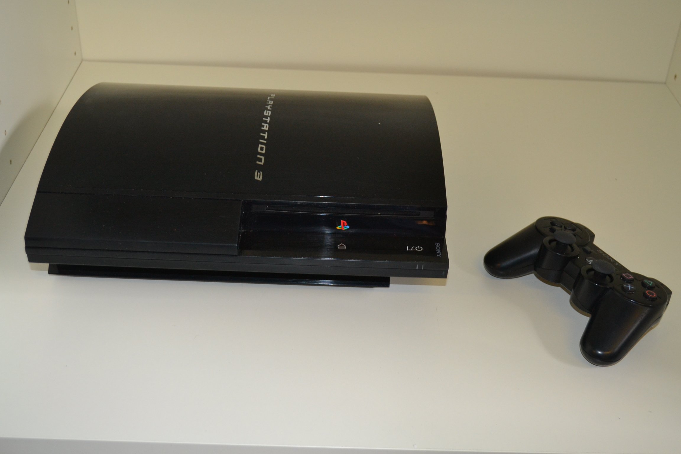 Playstation 3 20gb: Backwards Compatible Console Black Home Cechg01: 6e ...