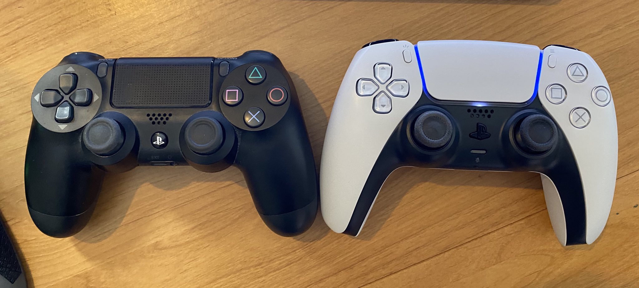 Playstation 5: Vorstellung des DualSense Controller für ...