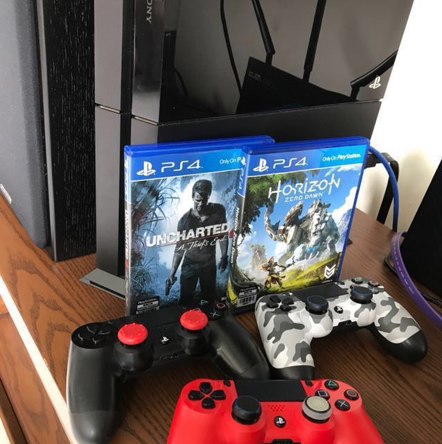 PS4 Fat 500GB console + 3 Controllers + 2 games (faulty disc eject ...