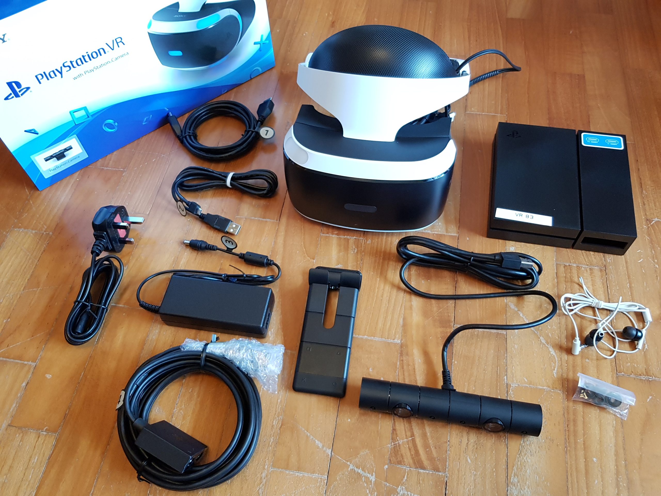 Unboxing the PlayStation VR